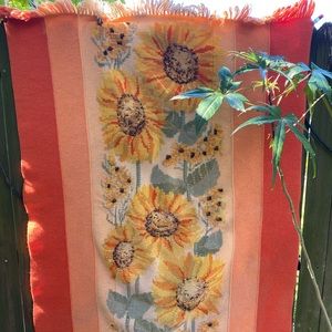 Handcrafted vintage Cottagecore Sunflower Afghan